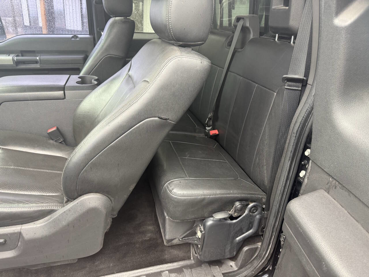 Used 2015 Ford F250 Lariat w/ Chrome Package image 14