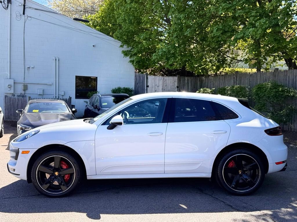 Used 2017 Porsche Macan Turbo AWD/4WD image 2