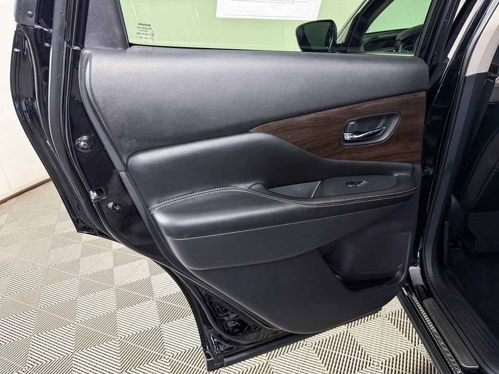 Certified 2024 Nissan Murano Platinum w/ Cargo Package image 50