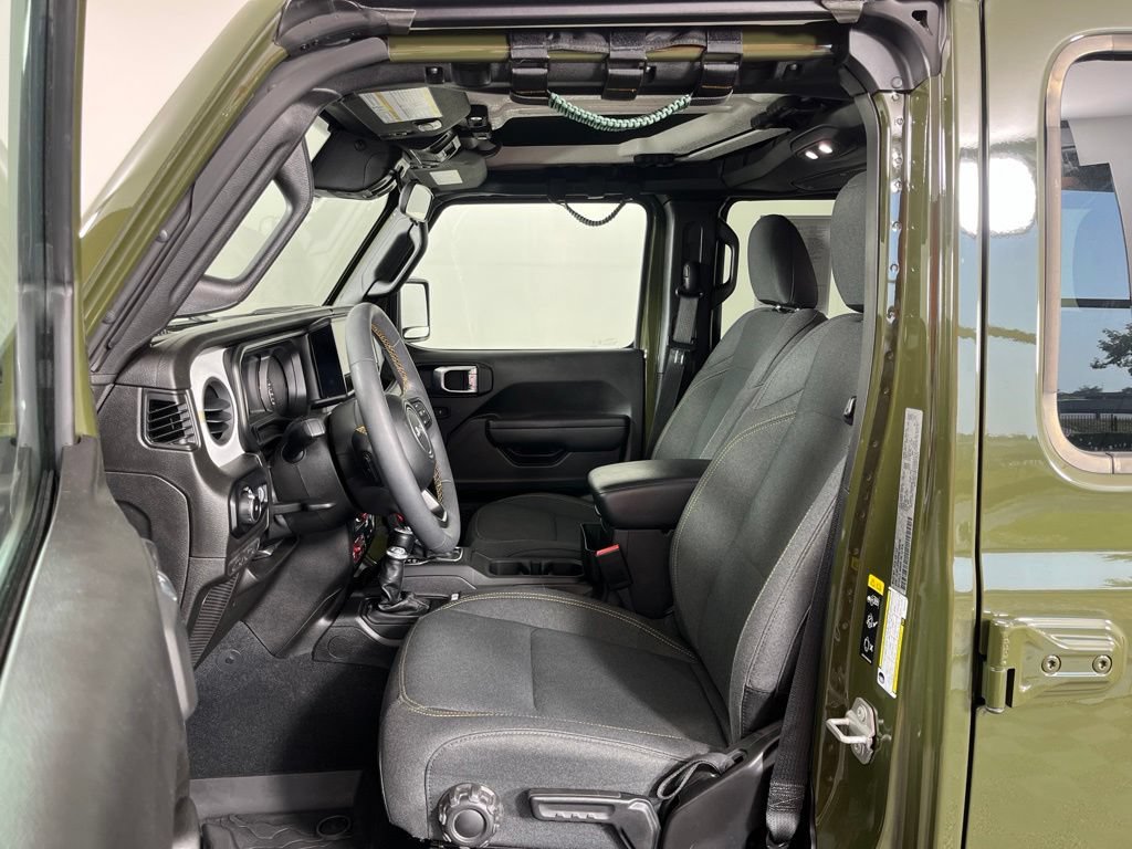 Used 2024 Jeep Wrangler Unlimited Sport AWD/4WD image 22