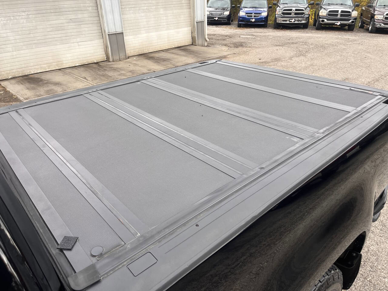 Used 2018 Chevrolet Colorado W/T w/ WT Convenience Package image 11