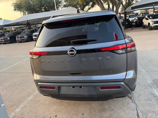 Certified 2026 Nissan Pathfinder SL AWD/4WD image 8