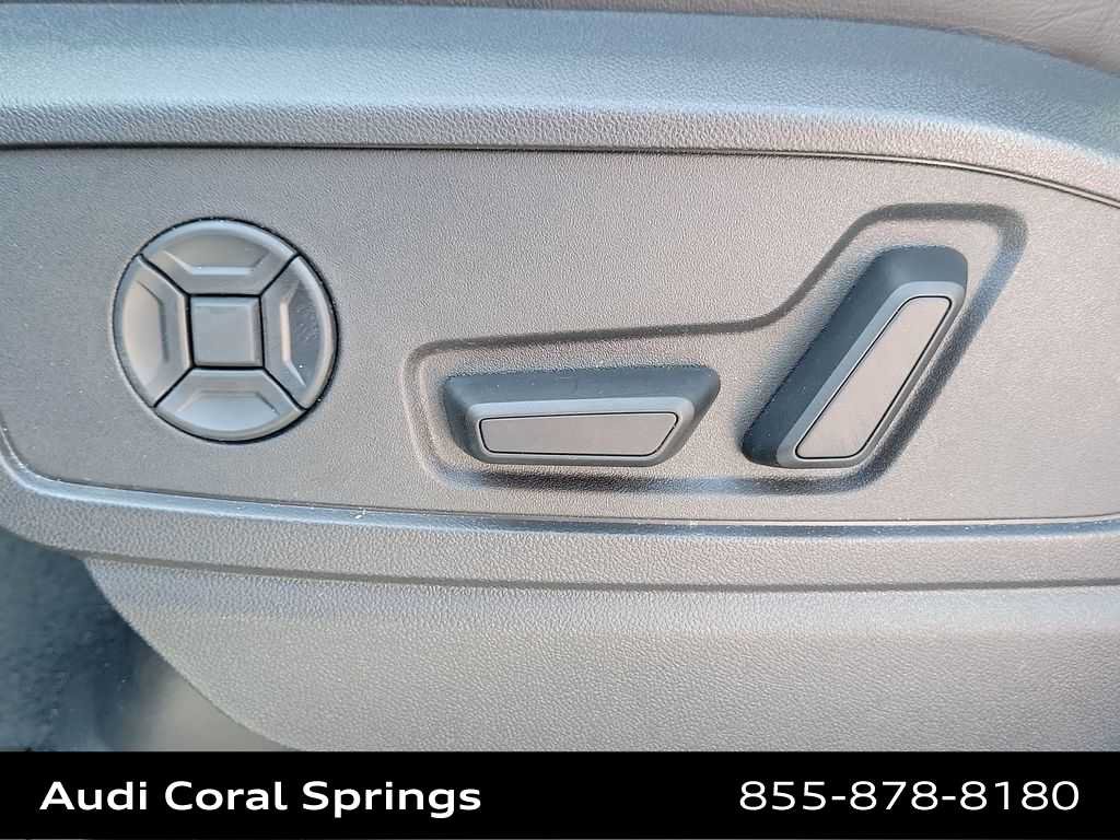 Certified 2025 Audi Q5 Premium w/ Premium Plus AWD/4WD image 16