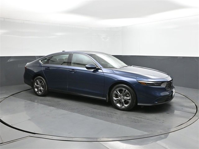 Used 2023 Honda Accord EX image 17