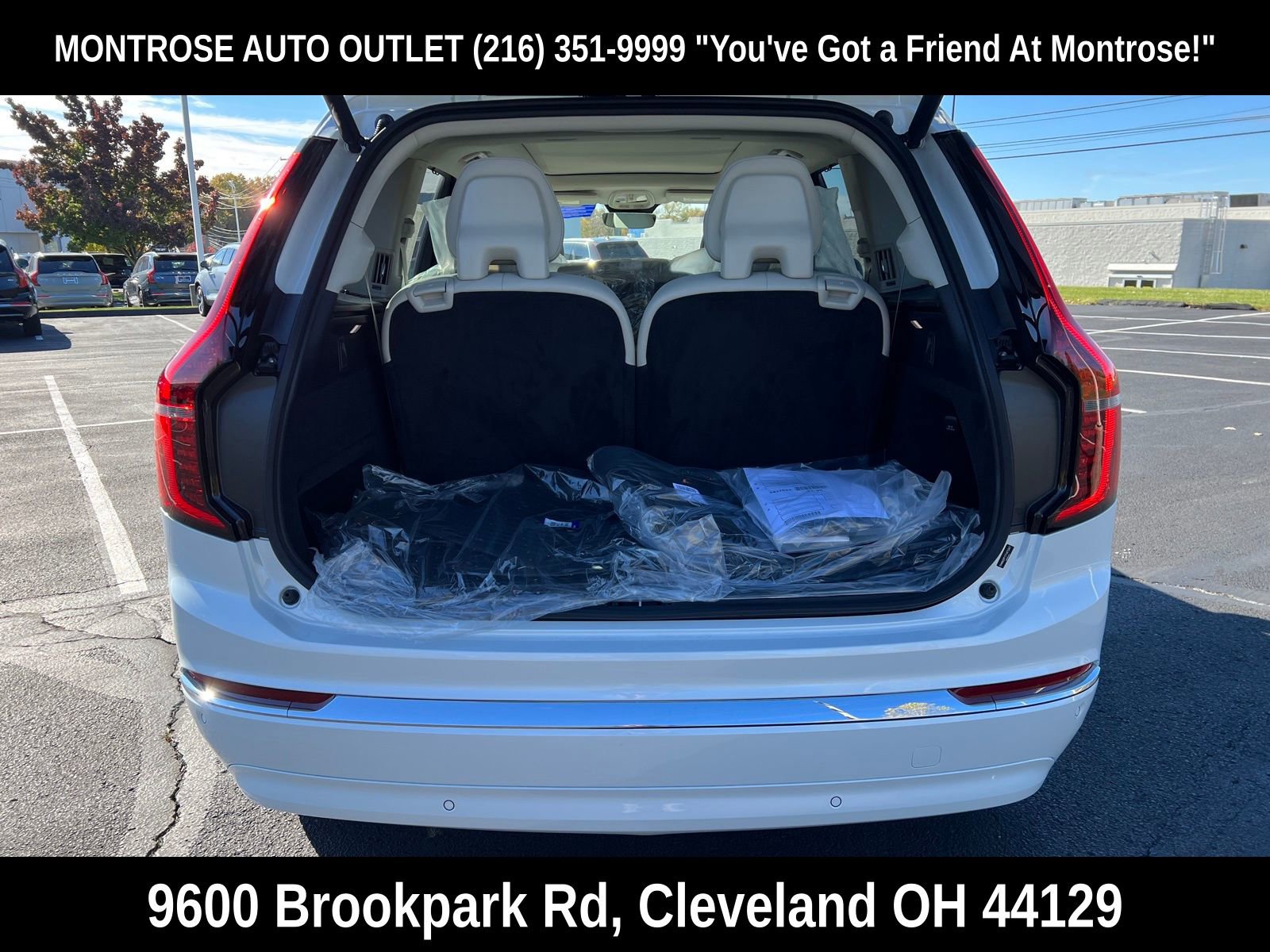 New 2026 Volvo XC90 B6 Ultra w/ Protection Package image 25