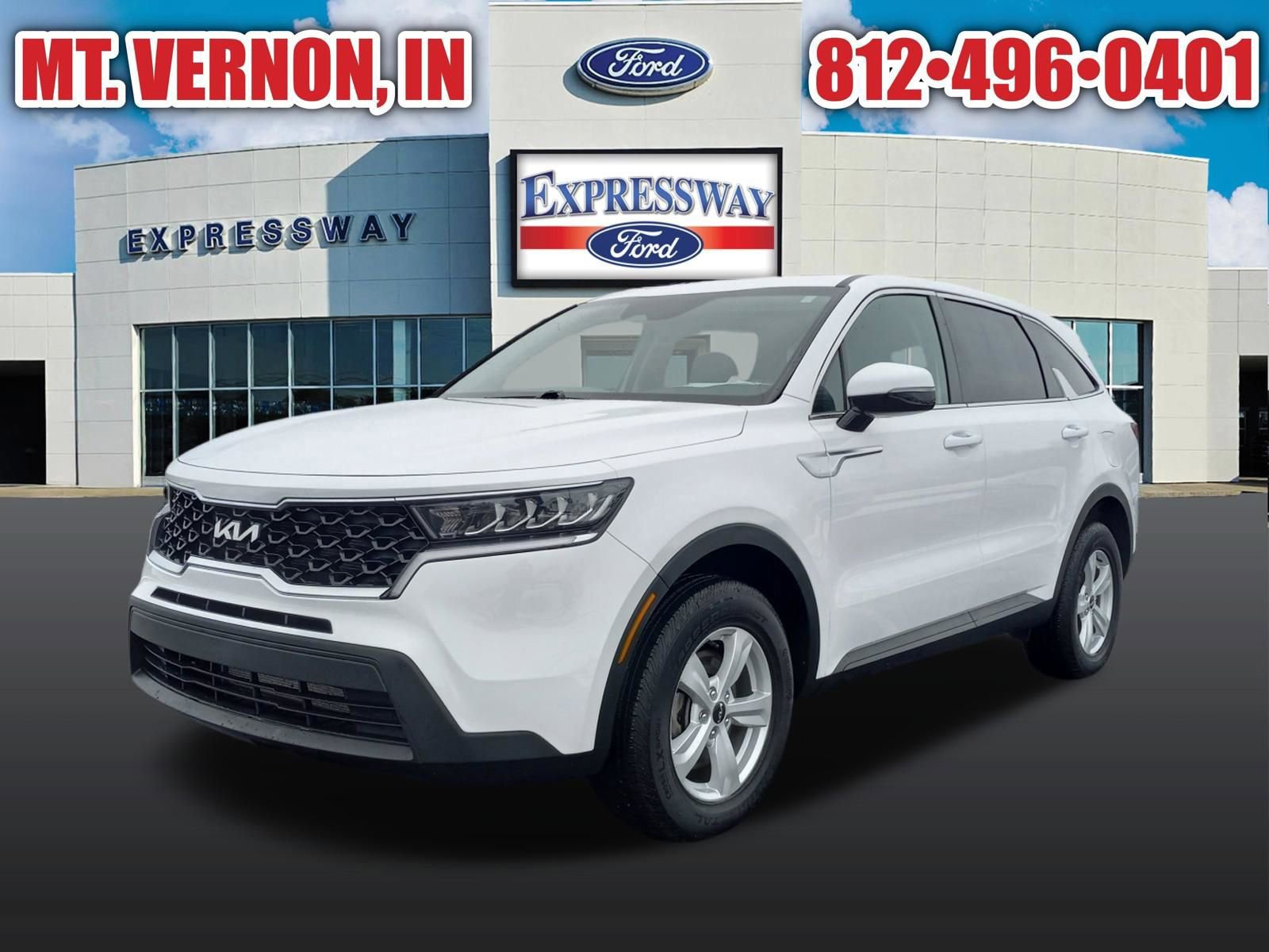 Used 2023 Kia Sorento LX image 3