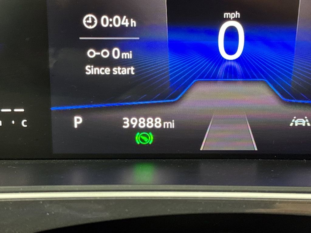 Used 2024 Volkswagen Tiguan SE image 27