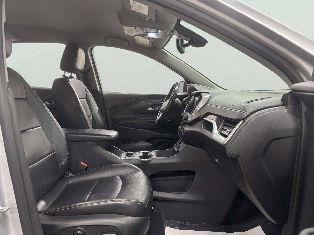 Used 2020 GMC Terrain SLT w/ Preferred Package image 22