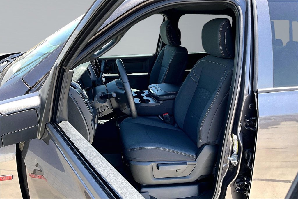 New 2026 RAM 2500 Tradesman AWD/4WD image 3