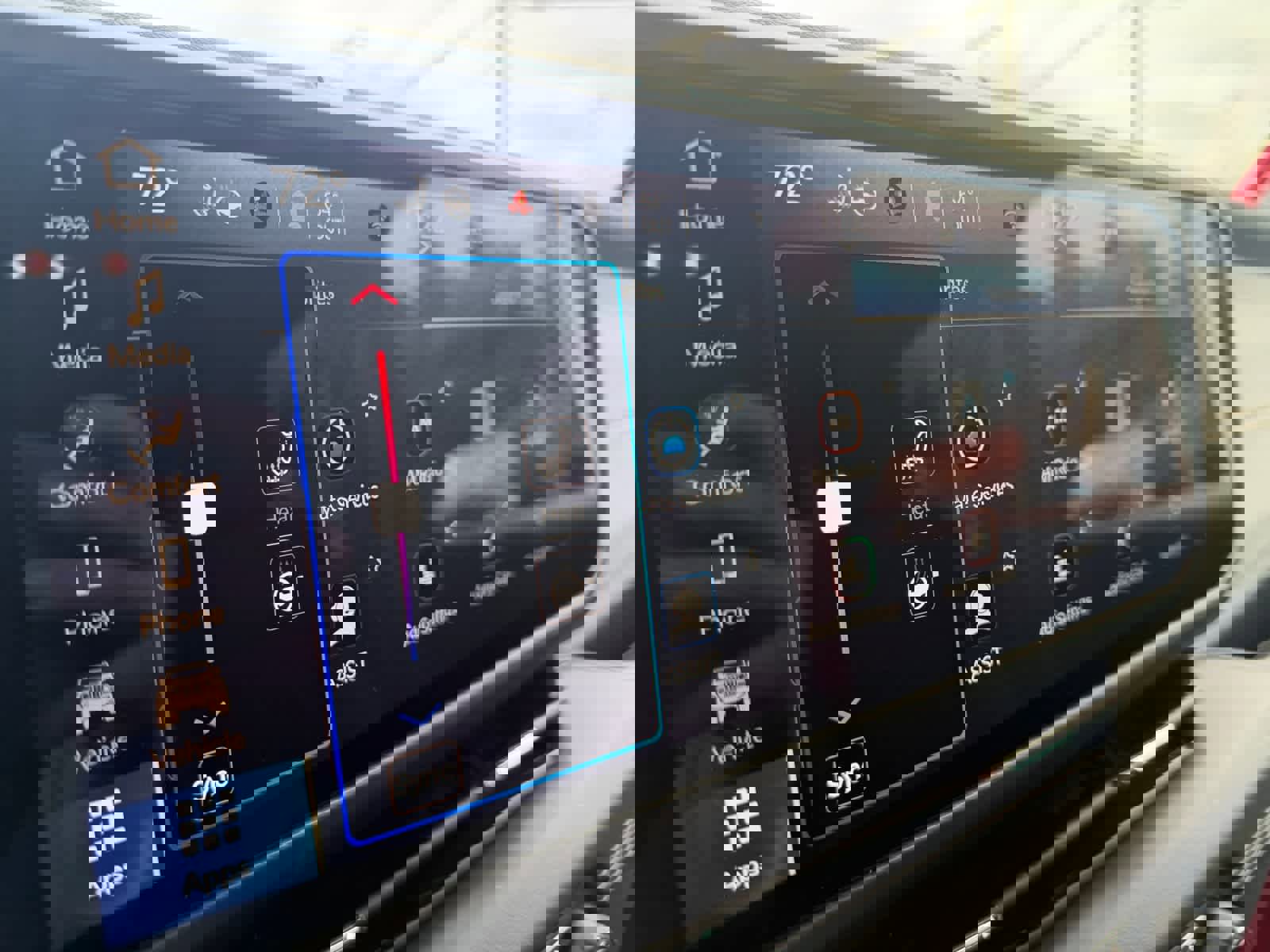 Used 2025 Jeep Wrangler Sahara image 22