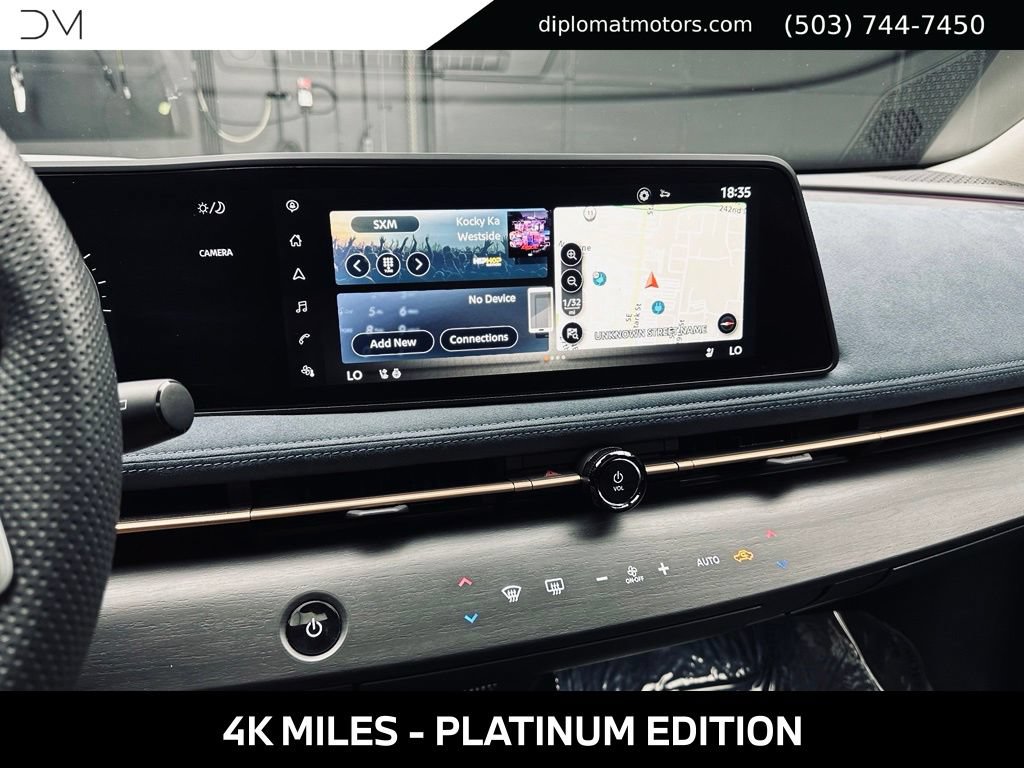 Used 2025 Nissan Ariya Platinum AWD/4WD image 36