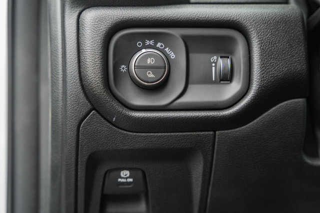 New 2026 RAM 1500 Express AWD/4WD image 49
