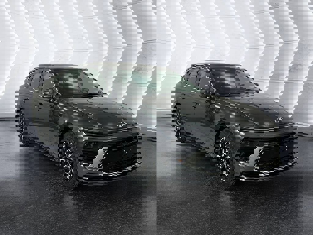 Used 2025 Hyundai Sonata SEL image 1