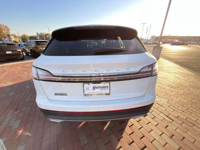 Used 2022 Lincoln Nautilus Reserve AWD/4WD image 30