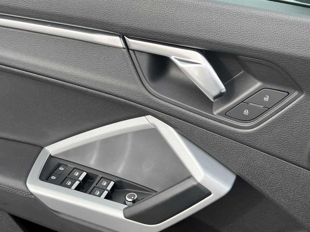 Used 2021 Audi Q3 2.0T Premium w/ Convenience Package image 36