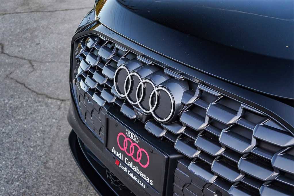 New 2025 Audi Q5 Premium Plus image 9