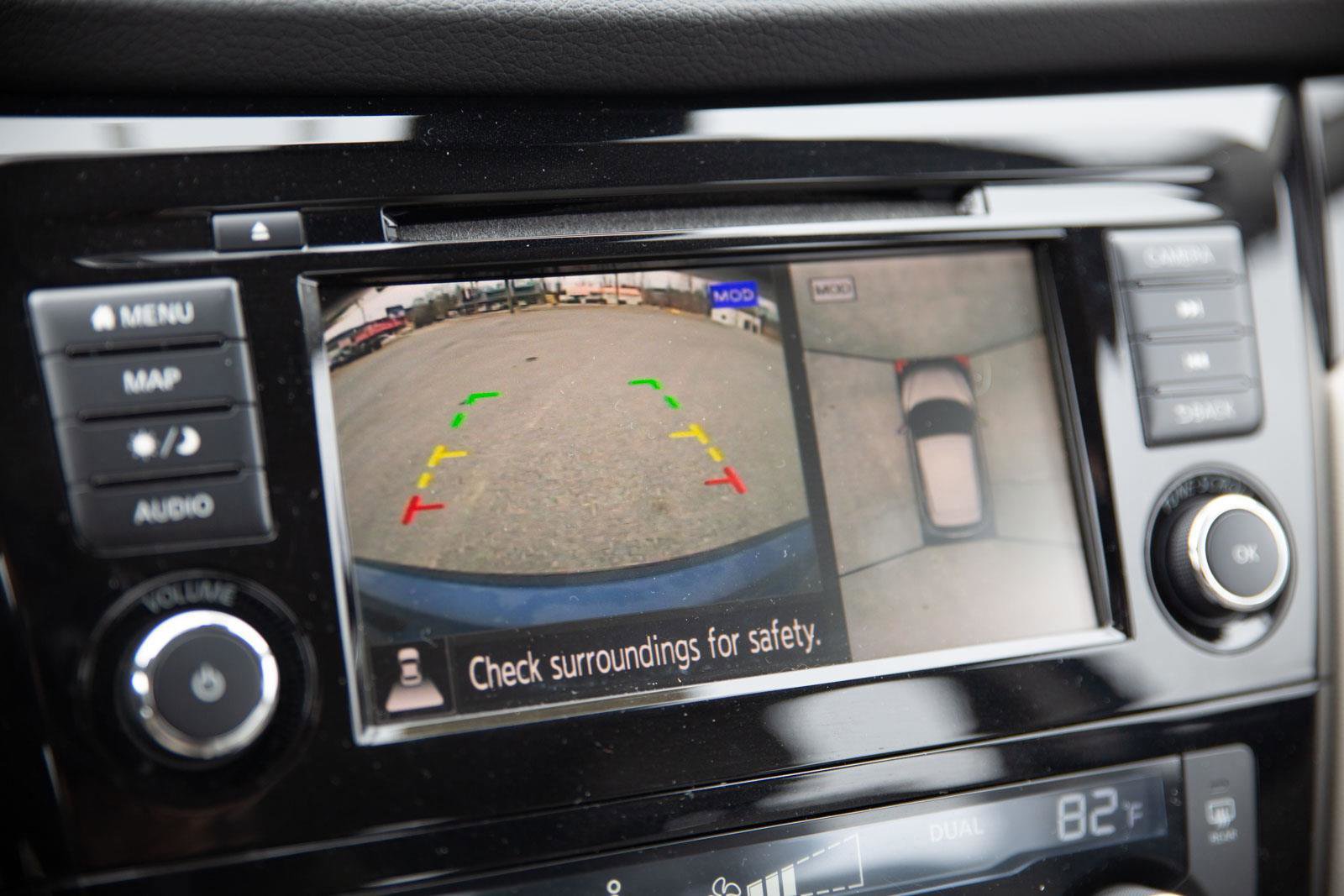 Used 2021 Nissan Rogue Sport SL w/ Premium Package image 17