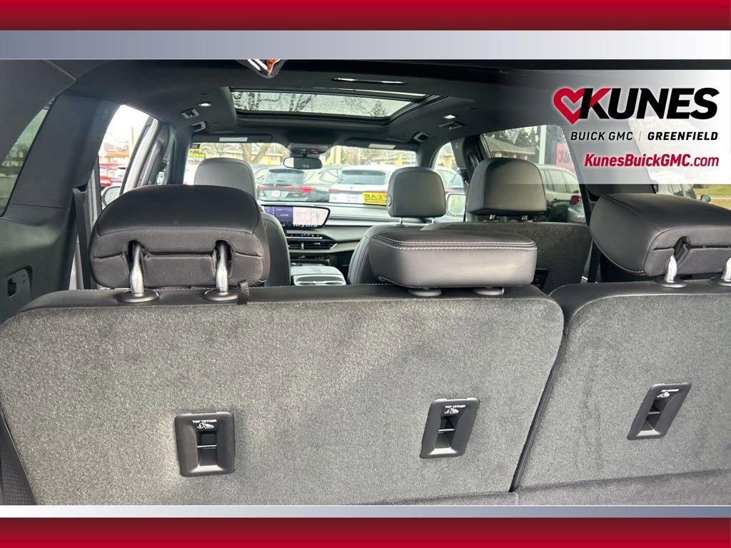 New 2025 Buick Enclave Sport Touring w/ Power Package image 37