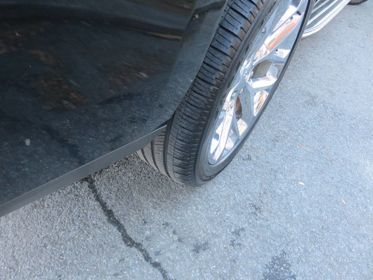 Used 2019 GMC Yukon XL SLT image 36