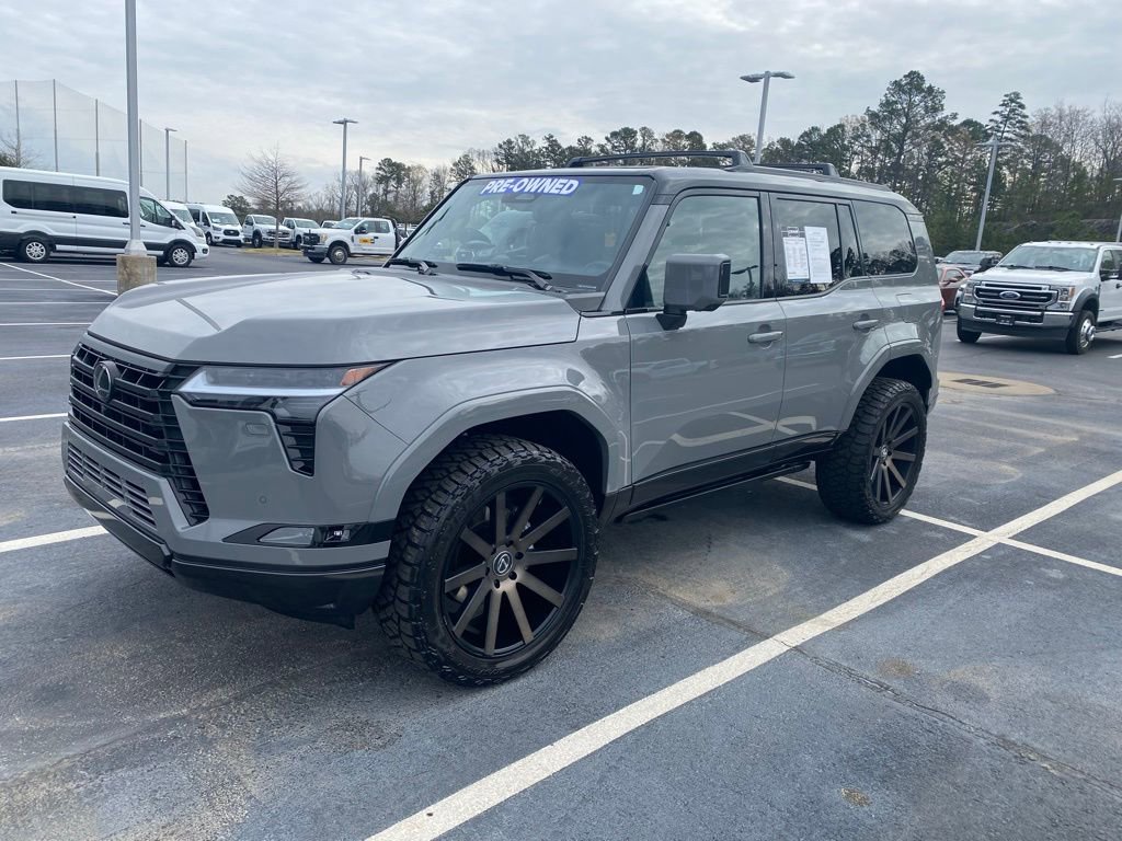 Used 2025 Lexus GX 550 550 Luxury+ w/ Accessory Package (Z1) image 3