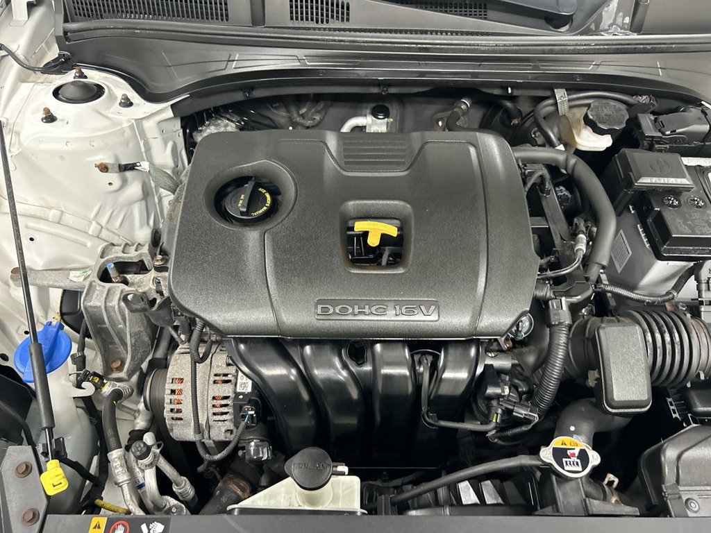 Used 2020 Kia Forte LXS FWD image 23