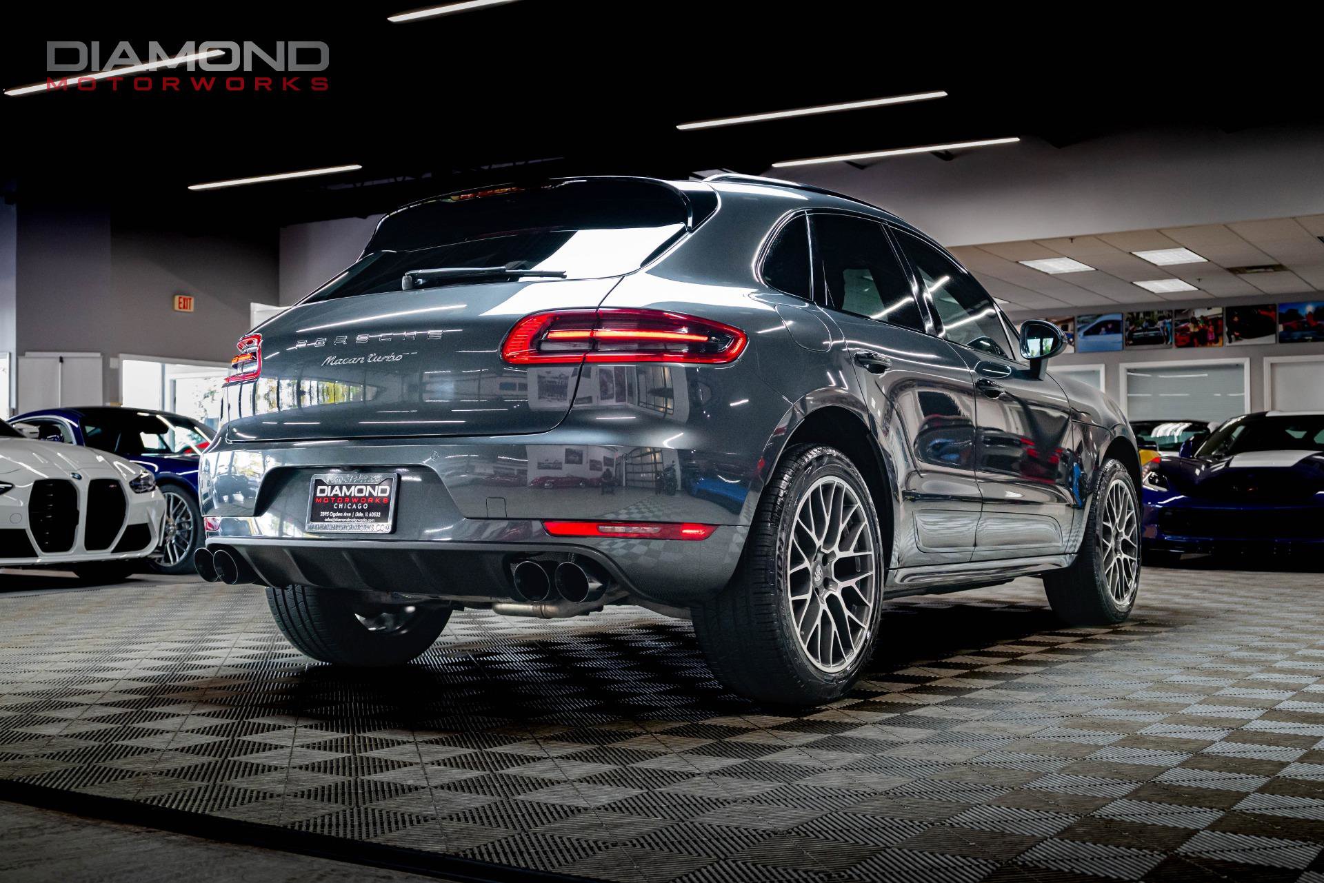 Used 2018 Porsche Macan Turbo image 4