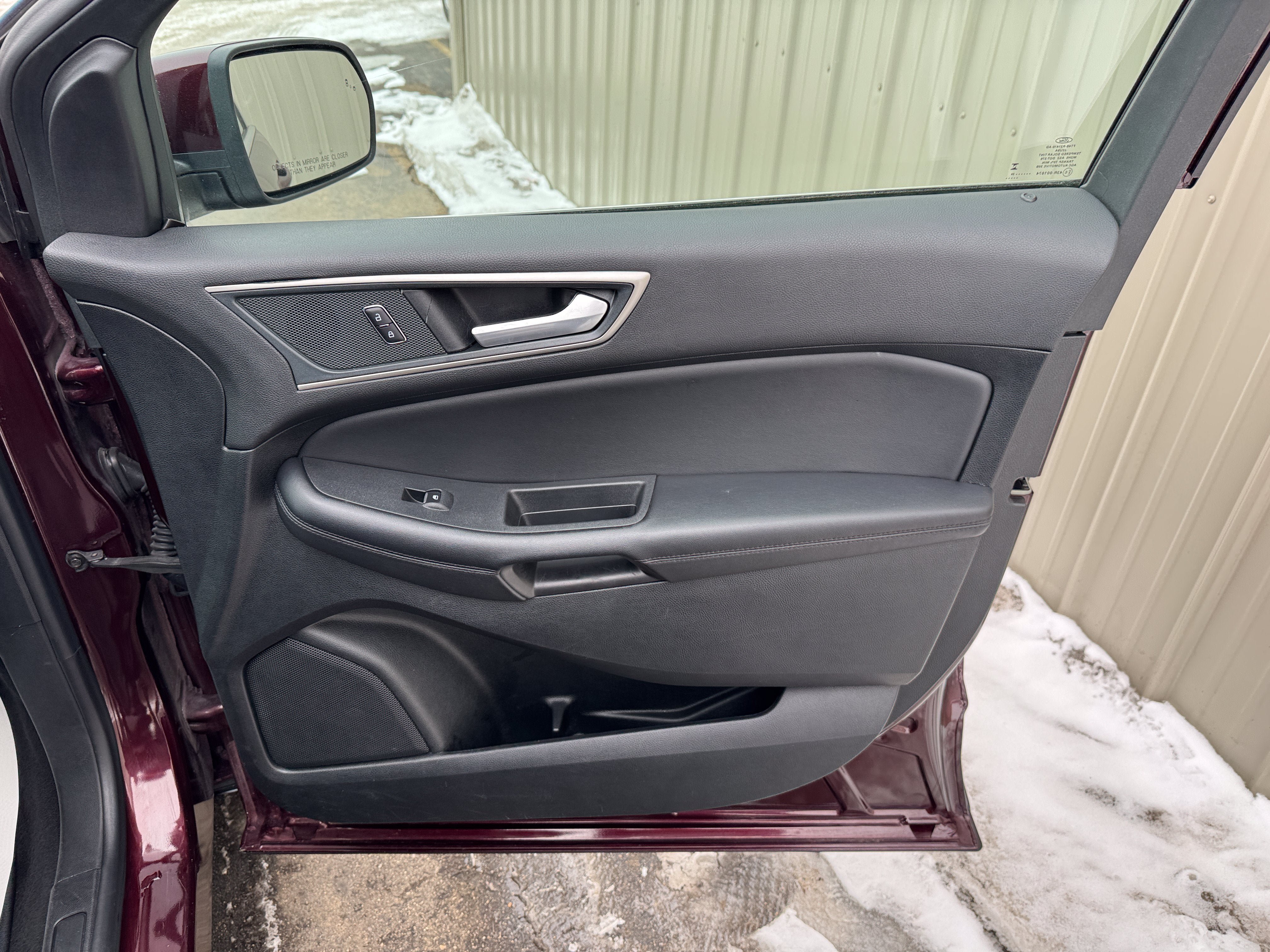 Used 2024 Ford Edge SEL AWD/4WD image 25