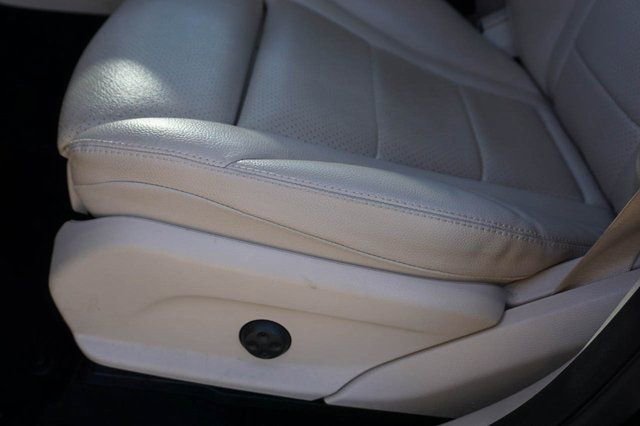 Used 2022 Mercedes-Benz GLC 300 image 14