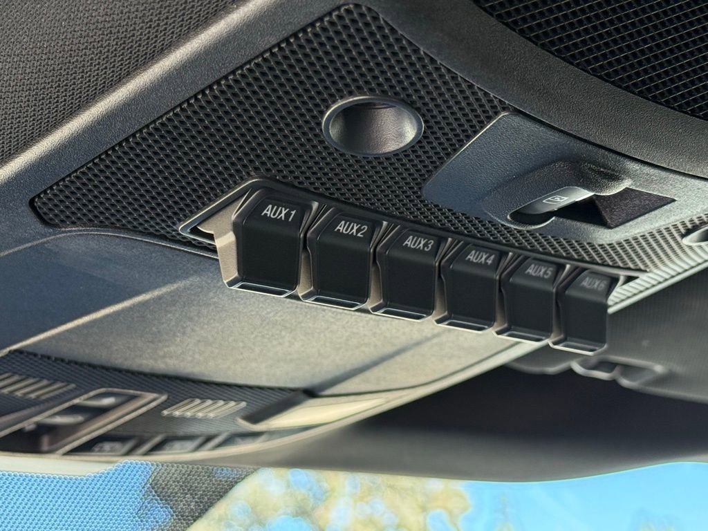 Certified 2018 Ford F450 Platinum w/ Platinum Ultimate Package image 9