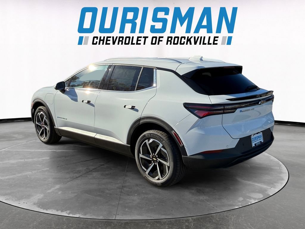 New 2026 Chevrolet Equinox EV LT image 4