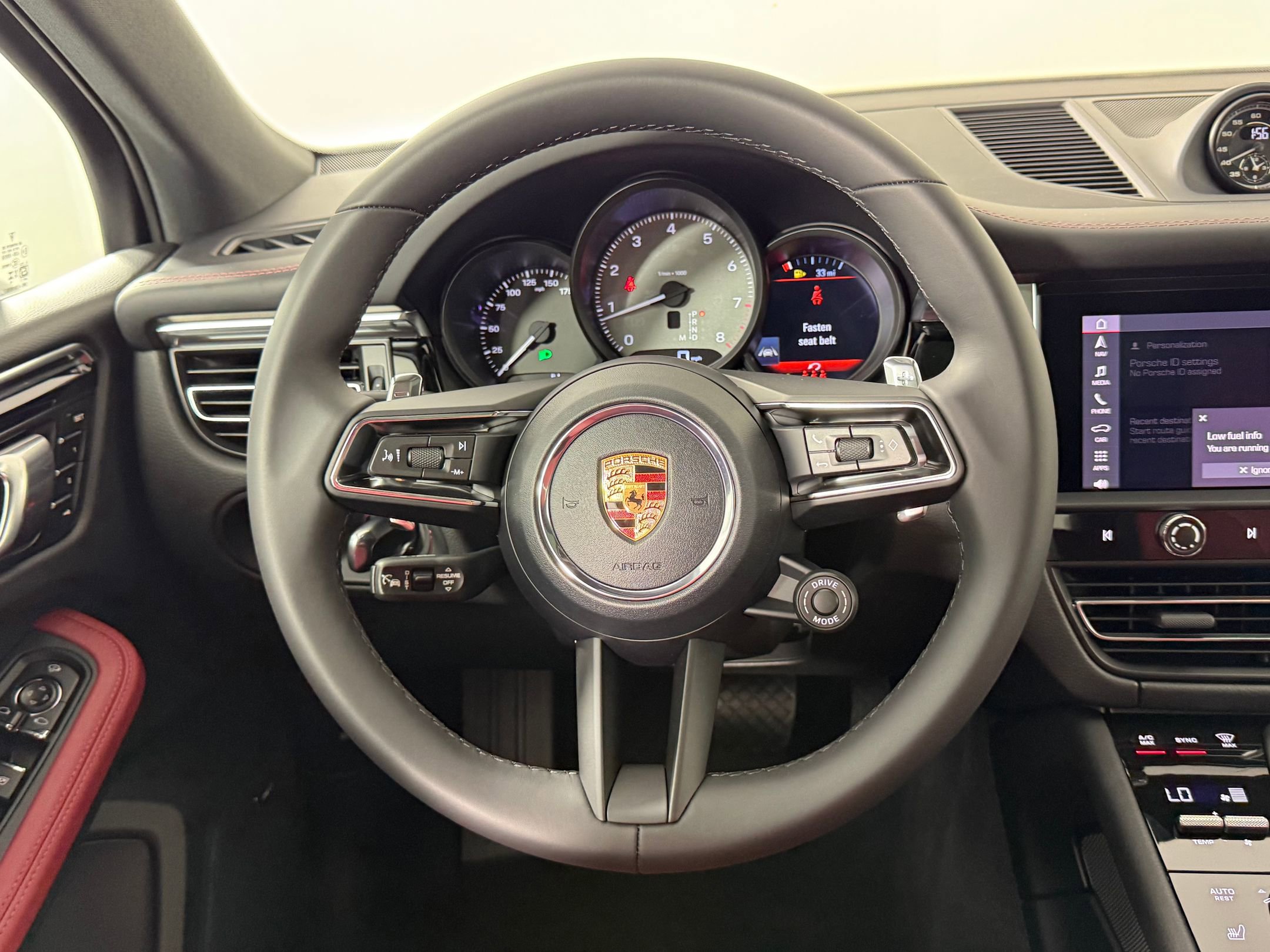 New 2026 Porsche Macan S image 19