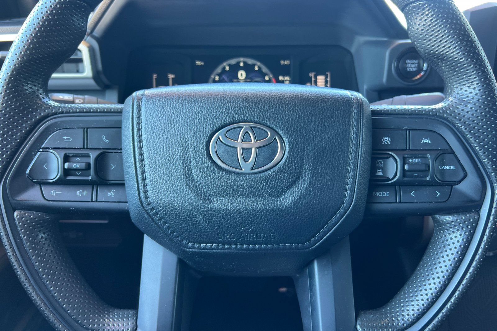 Certified 2024 Toyota Tacoma SR5 AWD/4WD image 27