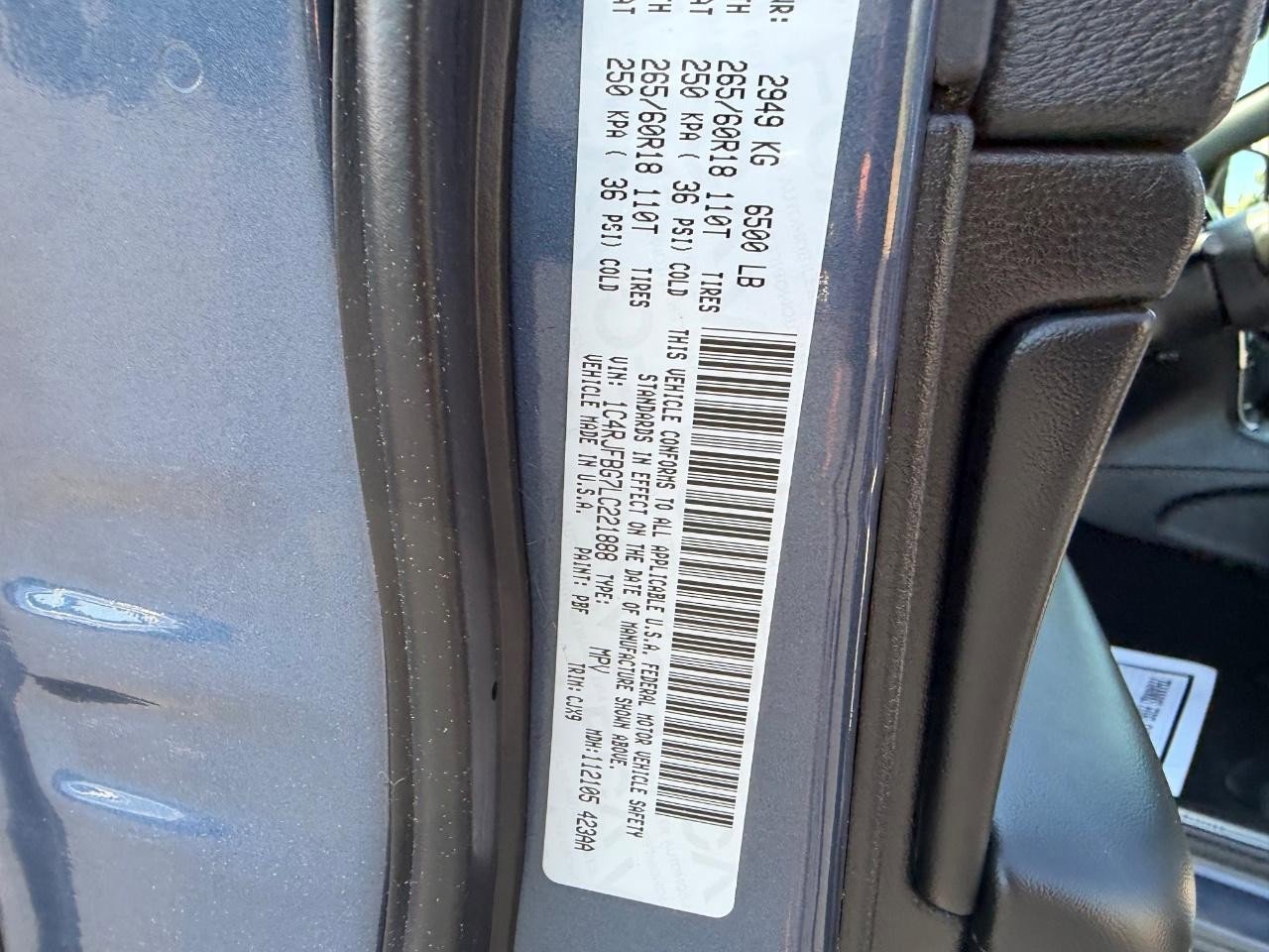 Used 2020 Jeep Grand Cherokee Limited image 24