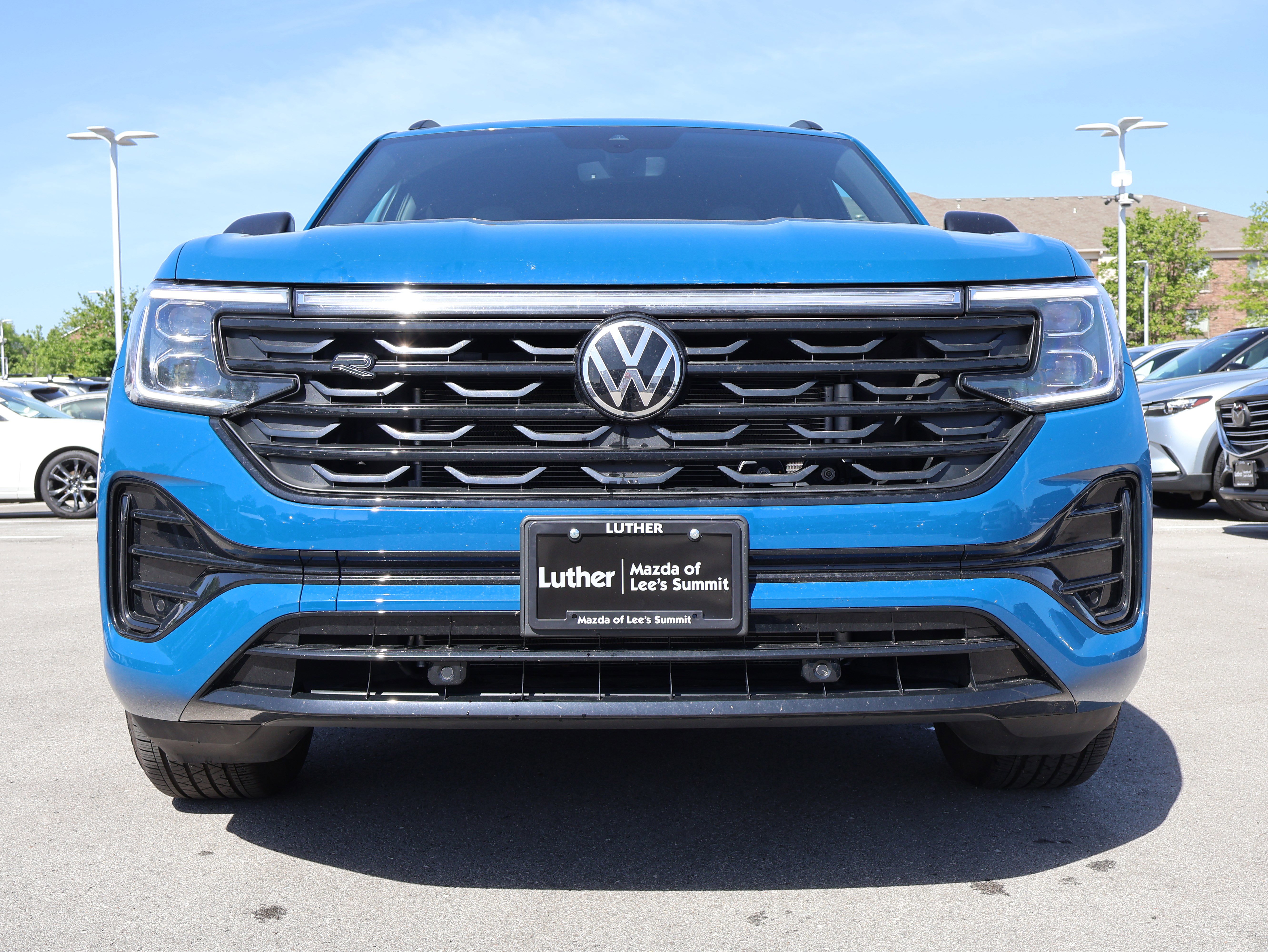 Used 2025 Volkswagen Atlas Cross Sport SEL R-Line AWD/4WD image 15