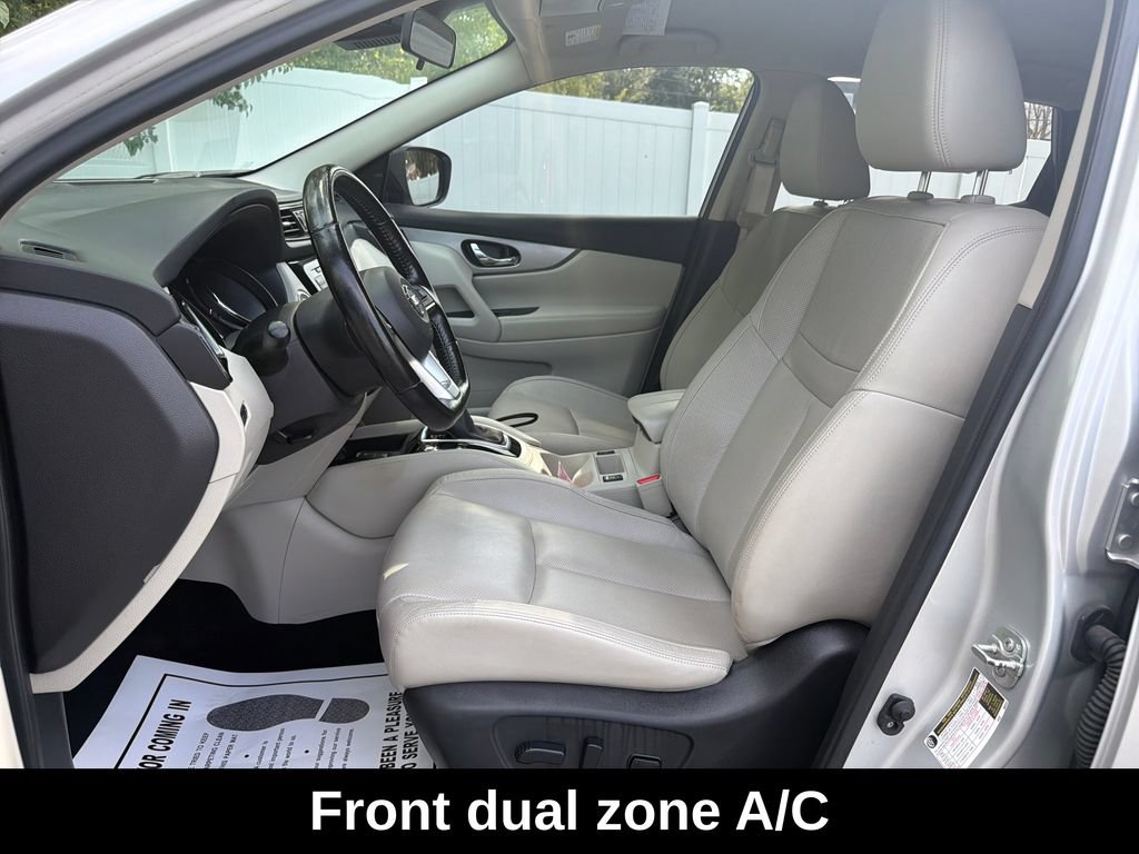Used 2020 Nissan Rogue Sport SL FWD image 11