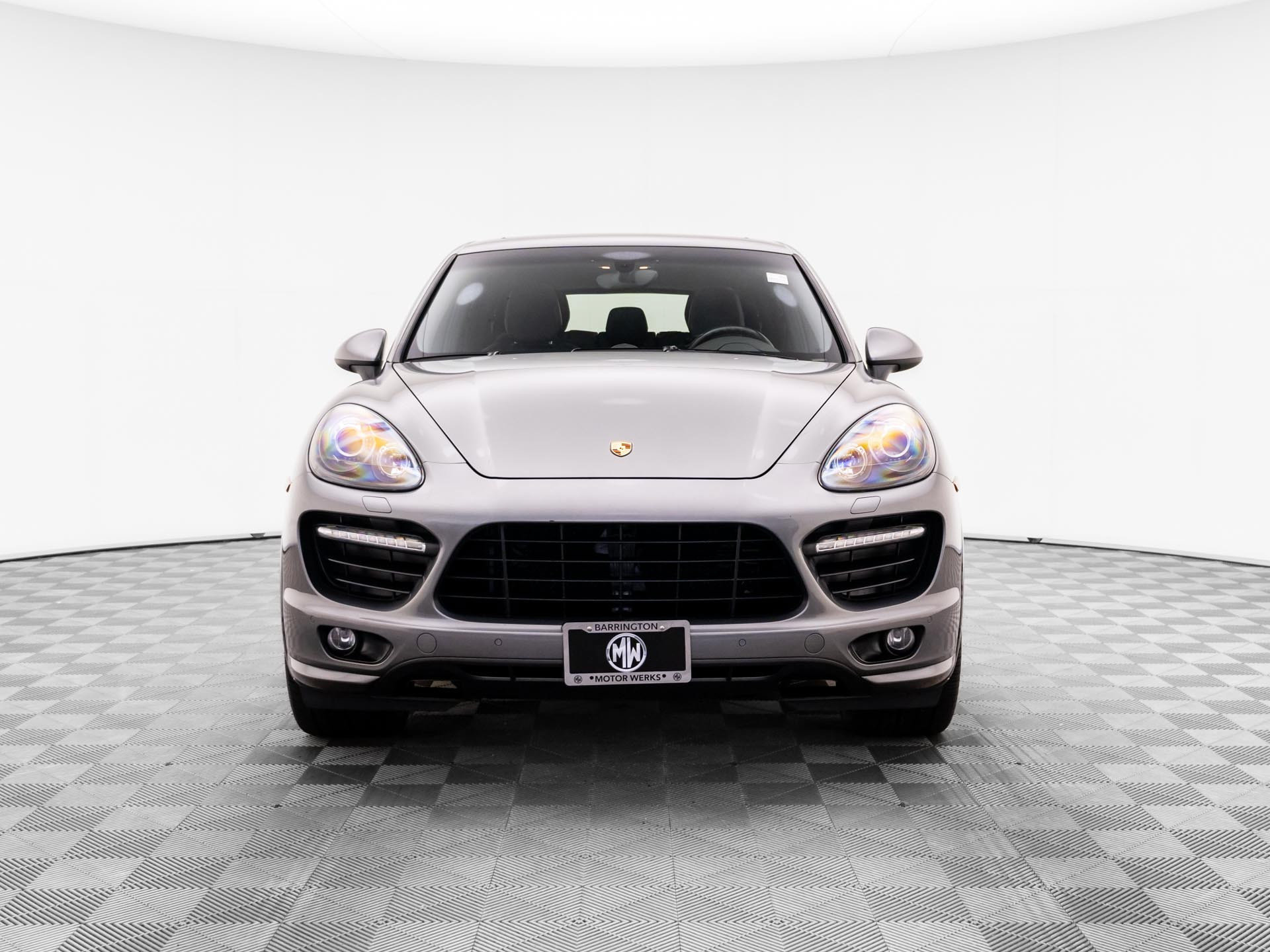 Used 2014 Porsche Cayenne GTS AWD/4WD image 9