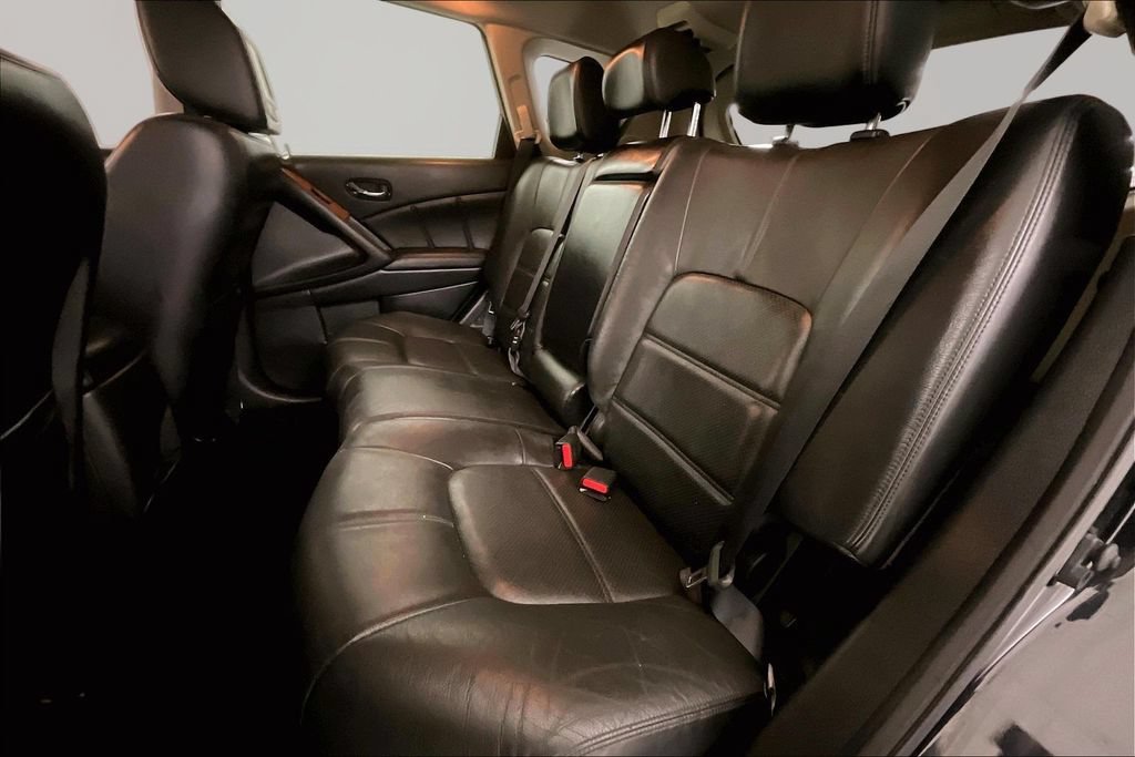 Used 2014 Nissan Murano LE w/ Platinum Edition Package AWD/4WD image 17