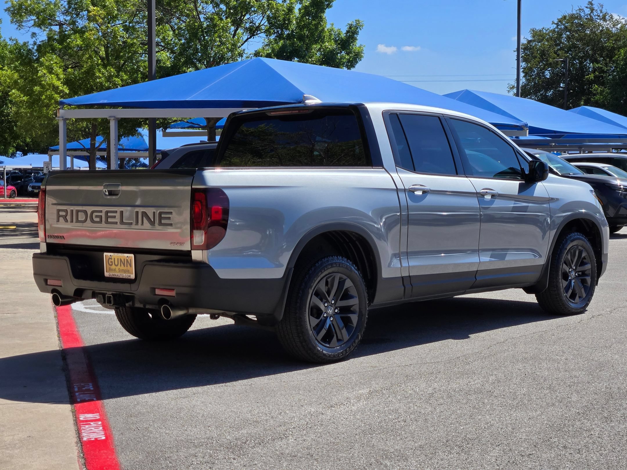Certified 2024 Honda Ridgeline Sport image 3