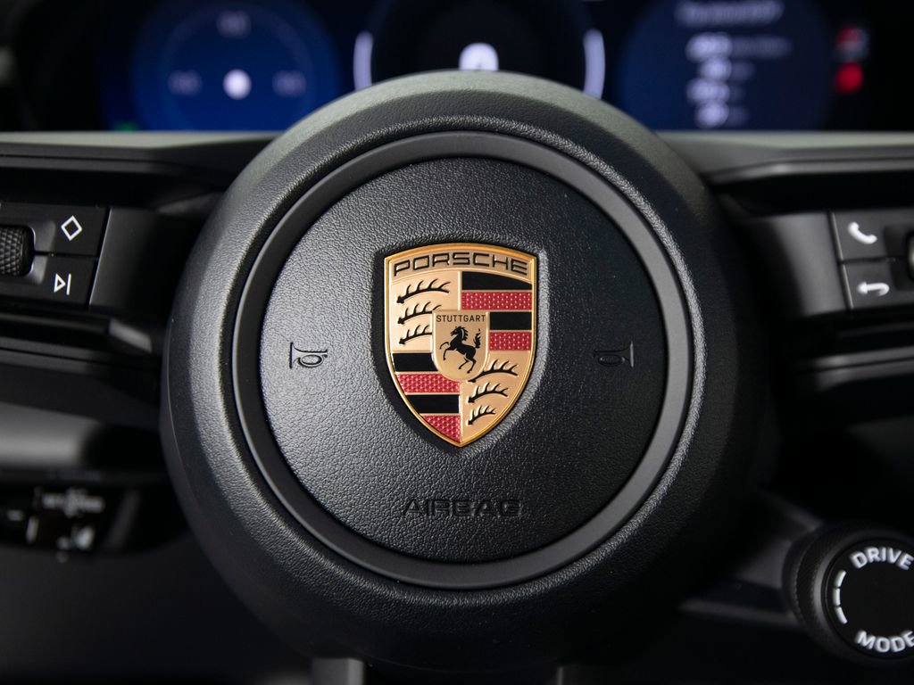 New 2026 Porsche Macan 4 Electric image 31