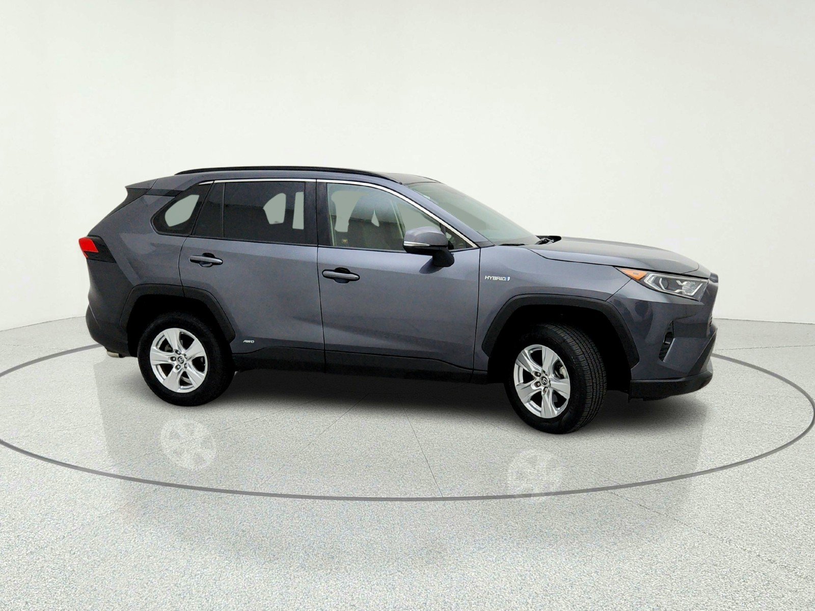 Used 2019 Toyota RAV4 XLE w/ Convenience Package AWD/4WD image 6