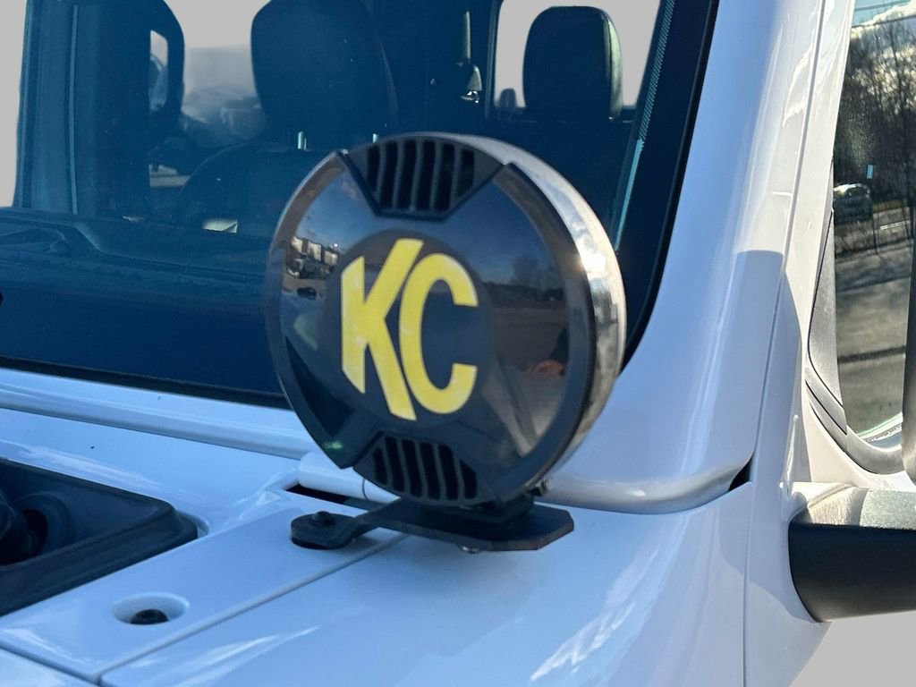 Used 2023 Jeep Gladiator Mojave w/ LED Lighting Group image 21