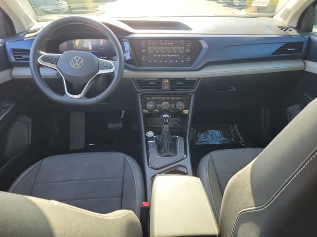Certified 2024 Volkswagen Taos SE w/ Panoramic Sunroof Package FWD image 12