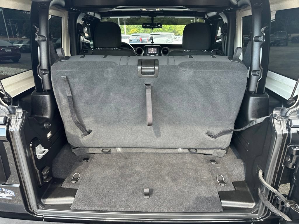 Used 2021 Jeep Wrangler Sport AWD/4WD image 11