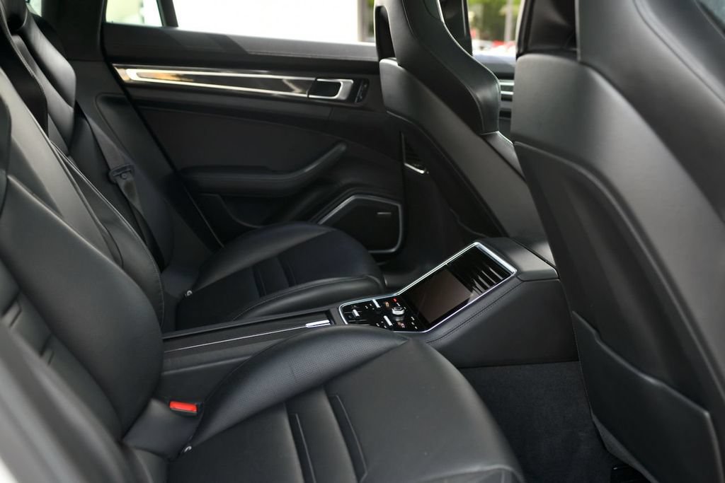 Used 2018 Porsche Panamera Turbo S AWD/4WD image 39
