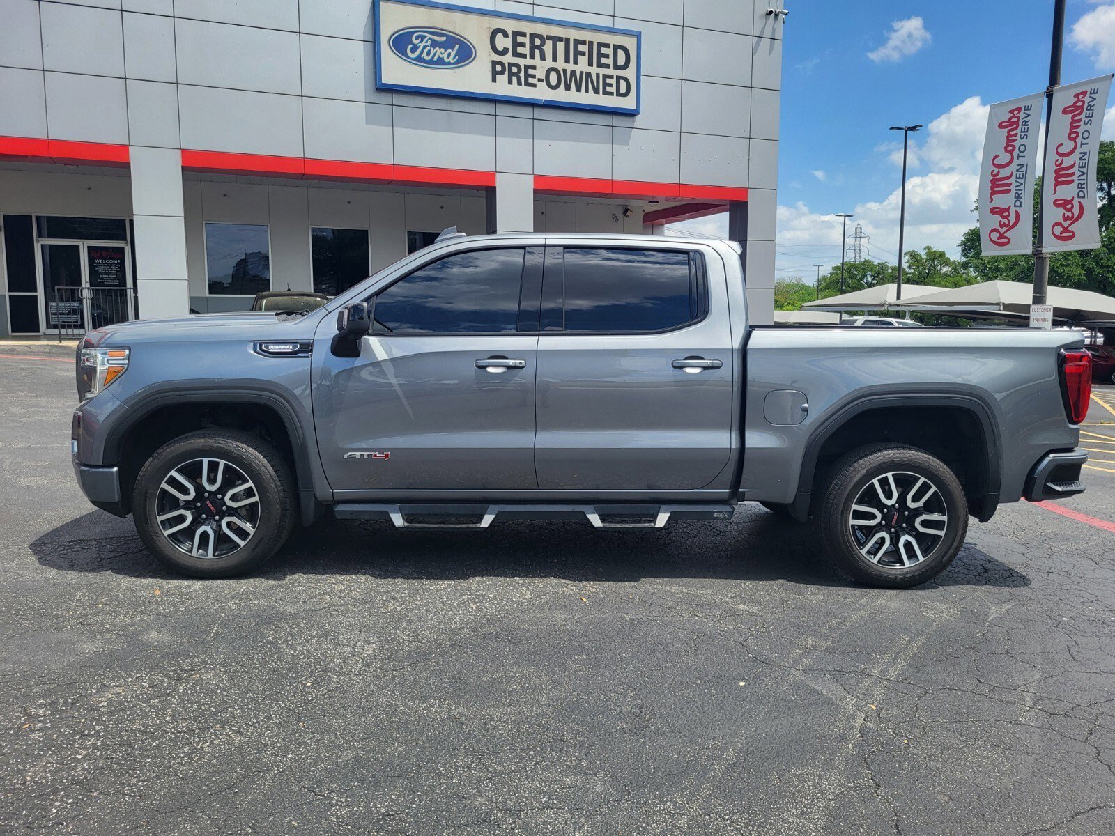 Used 2021 GMC Sierra 1500 AT4 AWD/4WD image 7