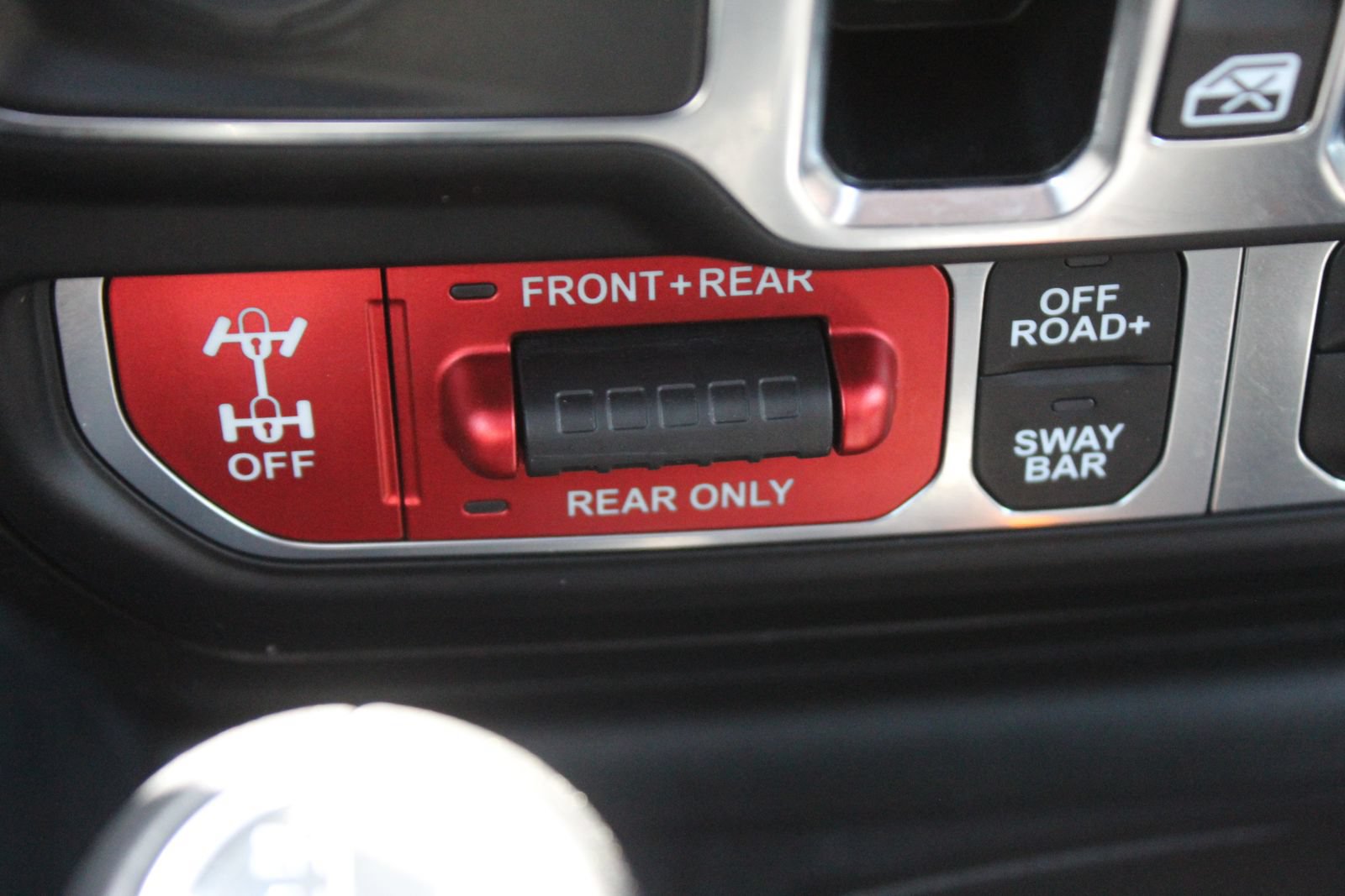 Used 2020 Jeep Gladiator Rubicon AWD/4WD image 41