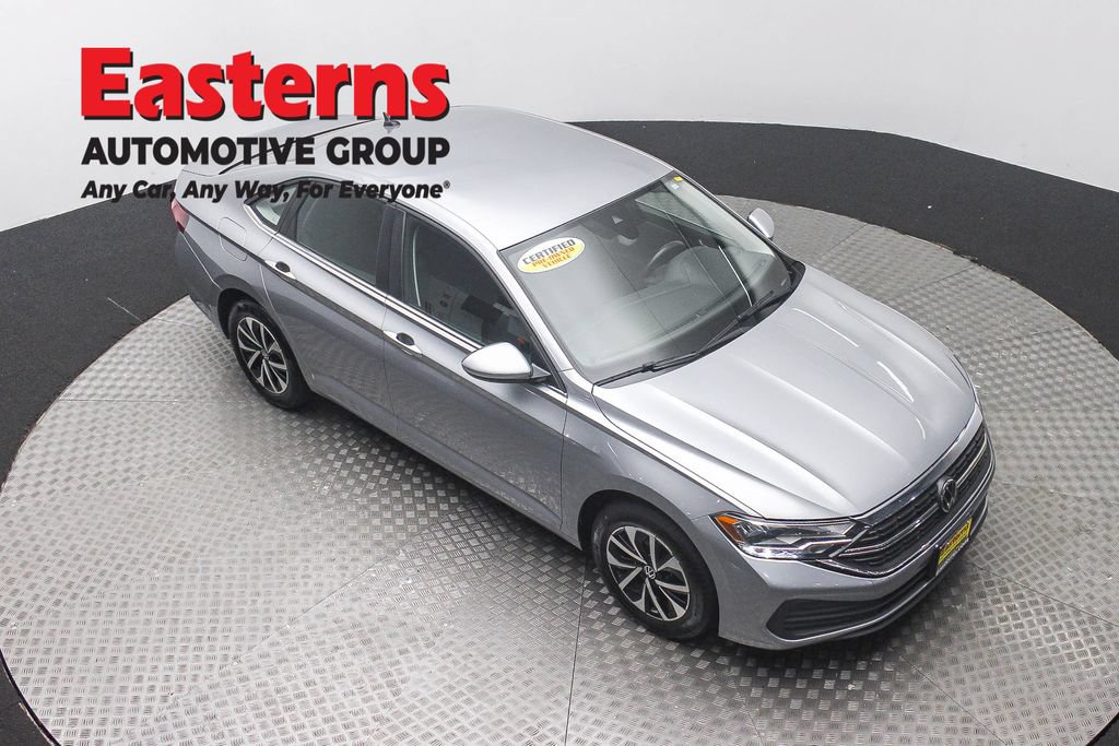 Used 2024 Volkswagen Jetta S FWD image 3
