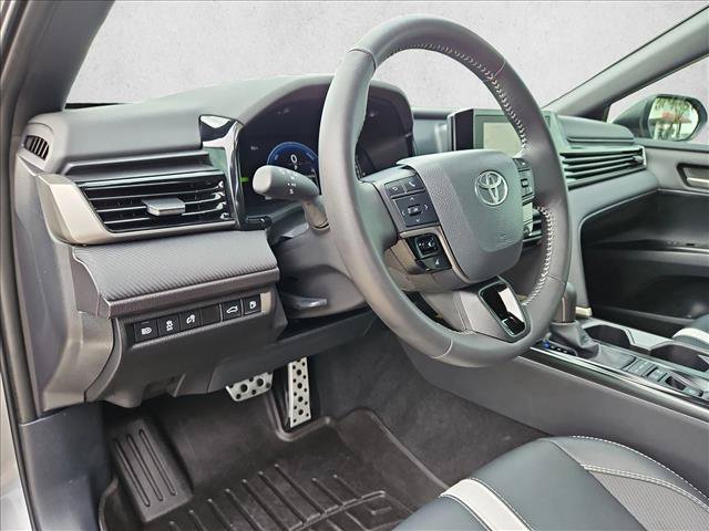 Used 2026 Toyota Camry SE FWD image 10