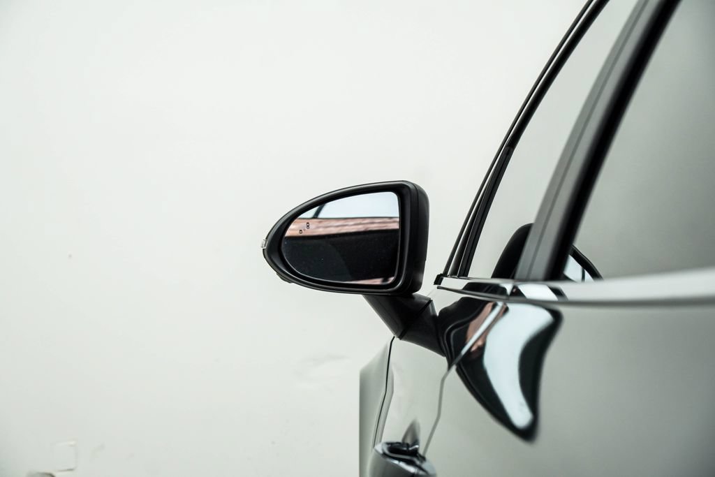 Used 2023 Hyundai Sonata Limited w/ Cargo Package FWD image 15