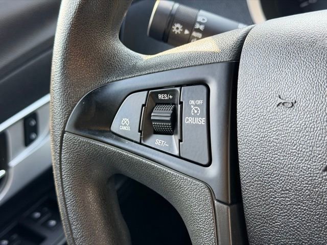 Used 2017 Chevrolet Equinox LS FWD image 9